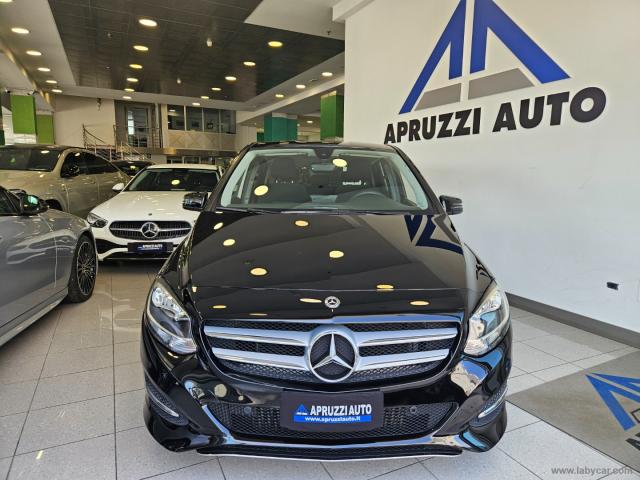 Auto - Mercedes-benz b 180 d automatic business