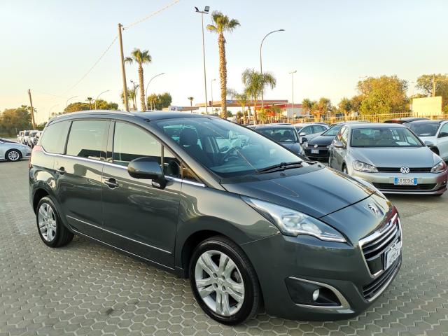 Auto - Peugeot 5008 bluehdi 120 eat6 s&s allure