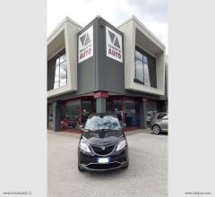 Lancia ypsilon 1.2 69 cv 5p. gold
