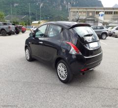 Auto - Lancia ypsilon 1.2 69 cv 5p. gold