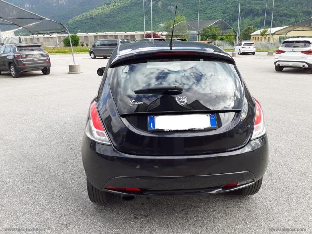 Auto - Lancia ypsilon 1.2 69 cv 5p. gold