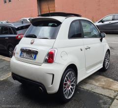 Auto - Abarth 500 1.4 turbo t-jet