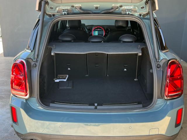 Auto - Mini mini cooper sd yours countryman