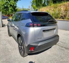 Auto - Peugeot 2008 puretech 100 s&s allure