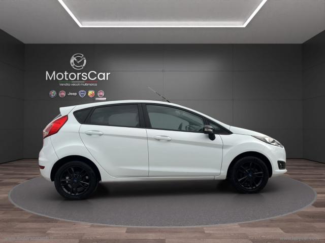 Auto - Ford fiesta 1.4 5p. bz.- gpl business