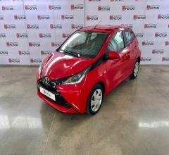Toyota aygo 1.0 vvt-i 69 cv 5p. x-black tss