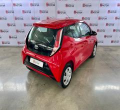 Auto - Toyota aygo 1.0 vvt-i 69 cv 5p. x-black tss
