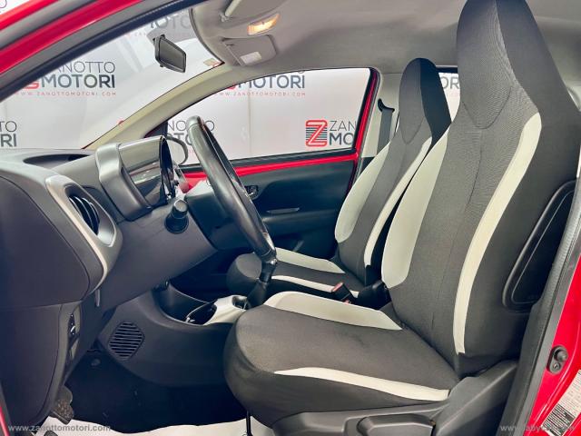 Auto - Toyota aygo 1.0 vvt-i 69 cv 5p. x-black tss
