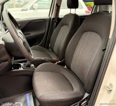 Auto - Fiat punto 1.3 mjt ii 16v 5p. lounge