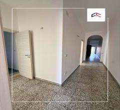 Appartamenti in Vendita - Appartamento in affitto a taranto tre carrare battisti