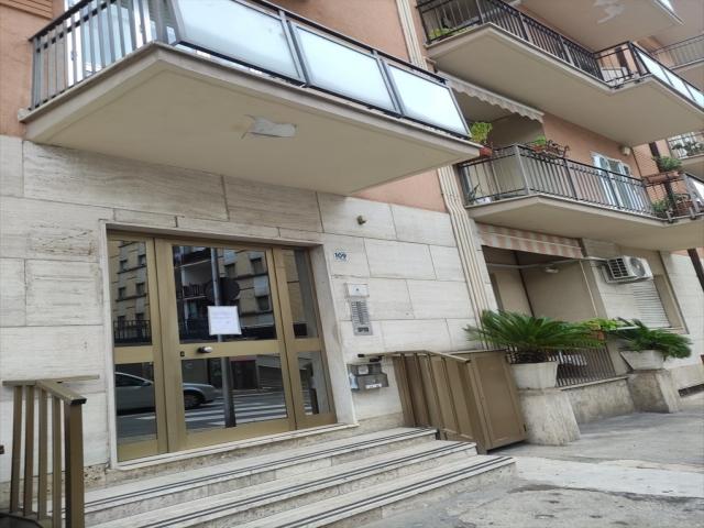 Appartamenti in Vendita - Appartamento in vendita a chieti piazza garibaldi