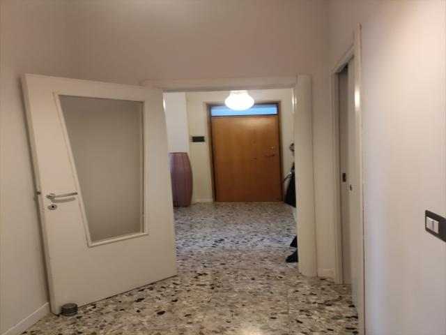 Appartamenti in Vendita - Appartamento in vendita a chieti piazza garibaldi