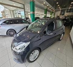 Auto - Peugeot 208 bluehdi 100 s&s 5p. allure
