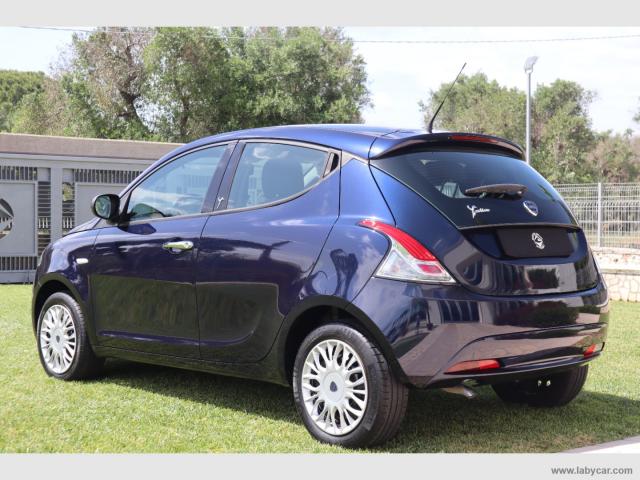 Auto - Lancia ypsilon 1.2 69 cv 5p. silver