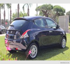 Auto - Lancia ypsilon 1.2 69 cv 5p. silver