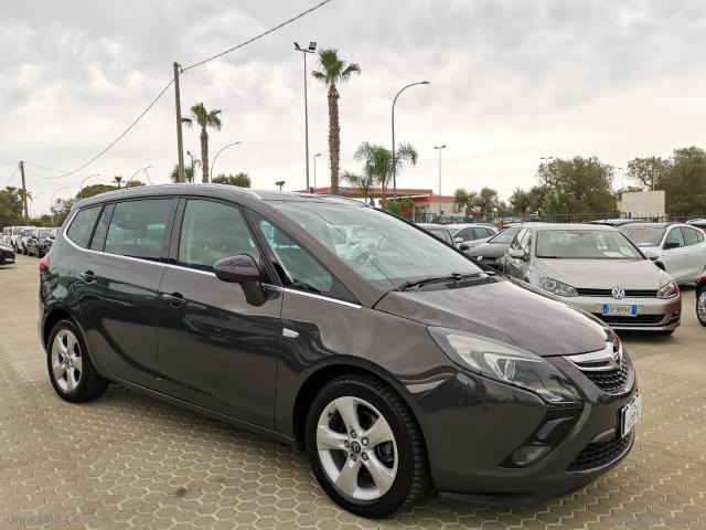 Auto - Opel zafira tourer 1.6 cdti 136 cv s&s cosmo 7 posti