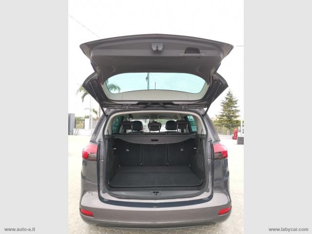 Auto - Opel zafira tourer 1.6 cdti 136 cv s&s cosmo 7 posti