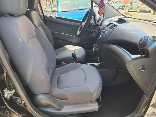 Auto - Chevrolet spark 1.0 ls