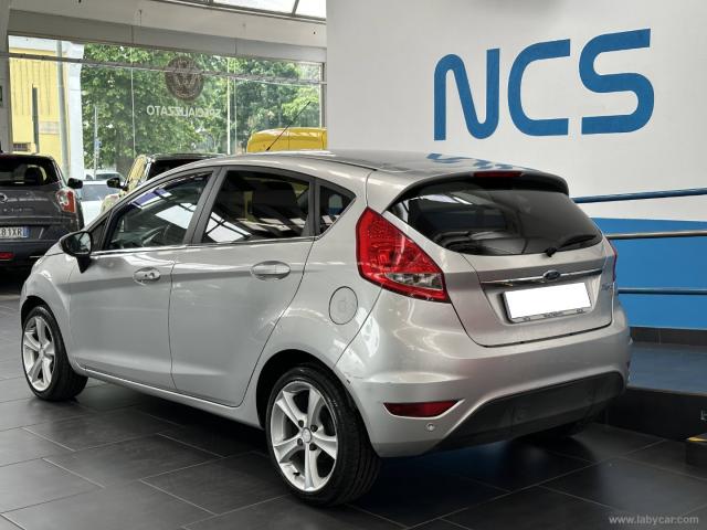 Auto - Ford fiesta 1.2 16v 5p. titanium