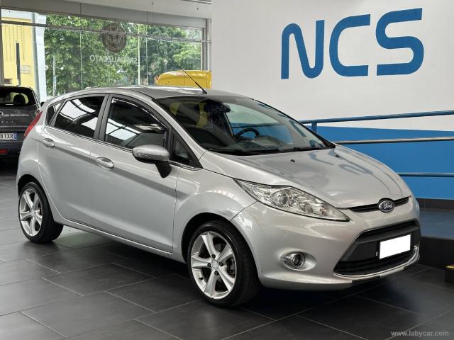 Auto - Ford fiesta 1.2 16v 5p. titanium