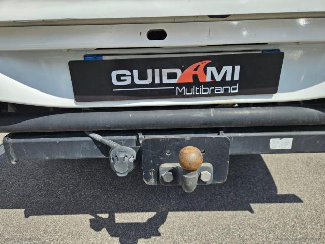 Auto - Nissan navara 2.3 dci 4wd double cab