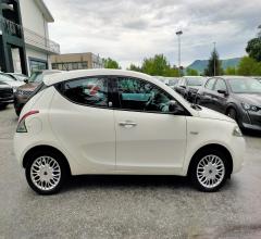 Auto - Lancia ypsilon 1.2 69 cv 5p. gpl ecochic gold