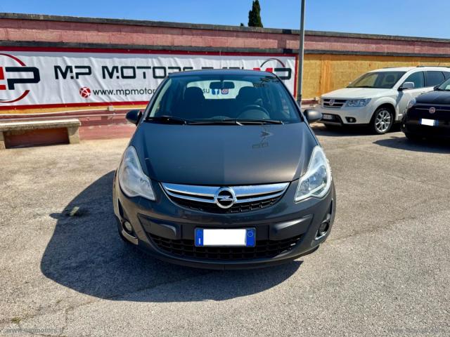 Auto - Opel corsa gpl-tech 1.2 85cv