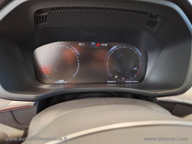 Auto - Volvo xc60 b4