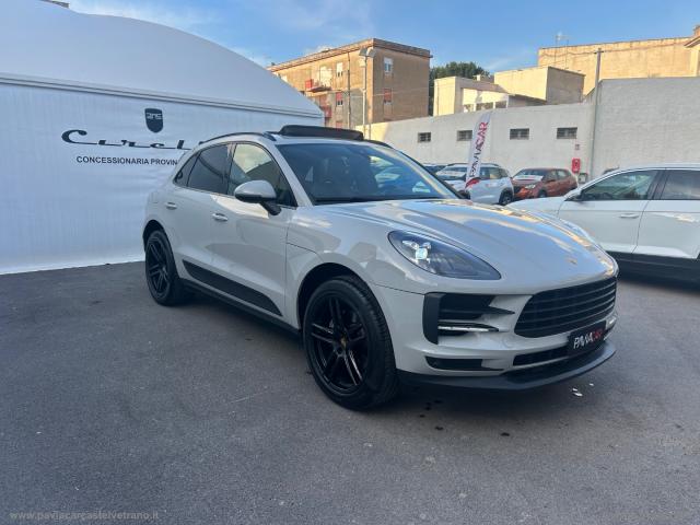 Auto - Porsche macan 2.0