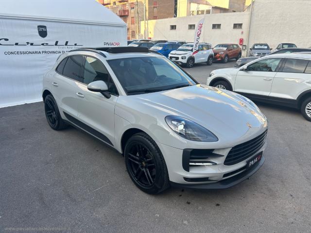 Auto - Porsche macan 2.0