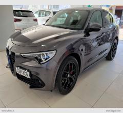 Auto - Alfa romeo stelvio 2.2 t.diesel 210cv at8 q4 veloce