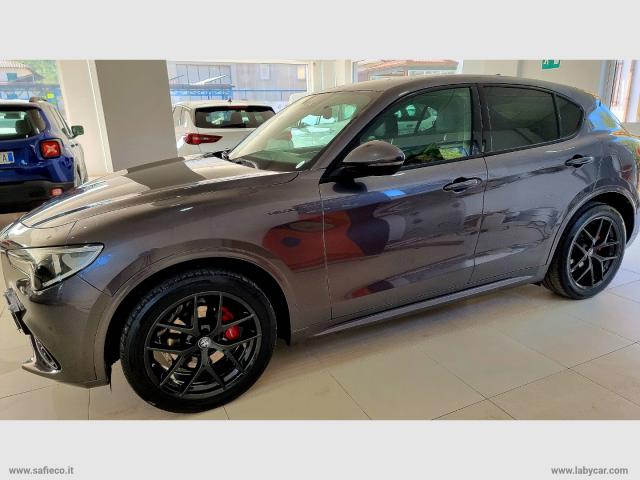 Auto - Alfa romeo stelvio 2.2 t.diesel 210cv at8 q4 veloce