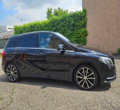 Auto - Mercedes-benz b 200 d automatic premium
