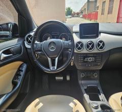 Auto - Mercedes-benz b 200 d automatic premium