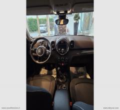 Auto - Mini mini one d countryman