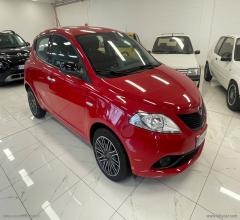 Auto - Lancia ypsilon 1.2 69 cv 5p. gpl ecochic silver