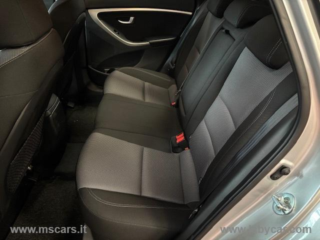 Auto - Hyundai i30 wagon 1.6 crdi 128 cv style