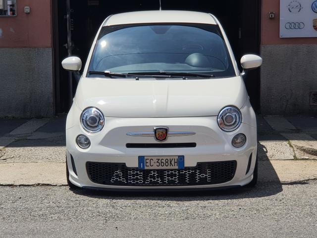 Auto - Abarth 500 1.4 turbo t-jet 160 cv essesse