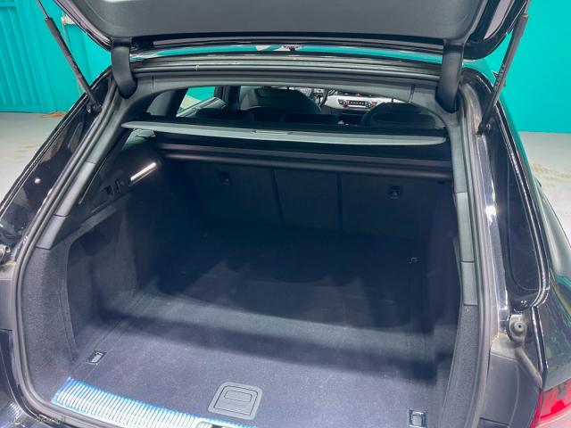 Auto - Audi a4 avant 40 tdi quattro s-tronic s-line edition