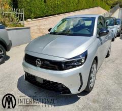 Auto - Opel corsa 1.2 edition