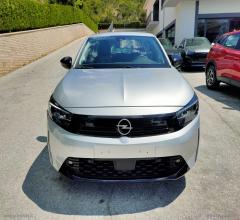 Auto - Opel corsa 1.2 edition