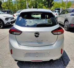 Auto - Opel corsa 1.2 edition