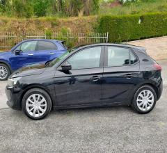 Auto - Opel corsa 1.2 edition