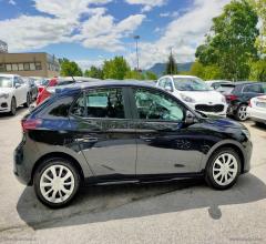 Auto - Opel corsa 1.2 edition