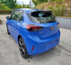 Auto - Opel corsa 1.2 100 cv elegance