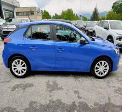 Auto - Opel corsa 1.2 edition