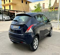 Auto - Lancia ypsilon 1.3 mjt 95 cv 5p. s&s gold