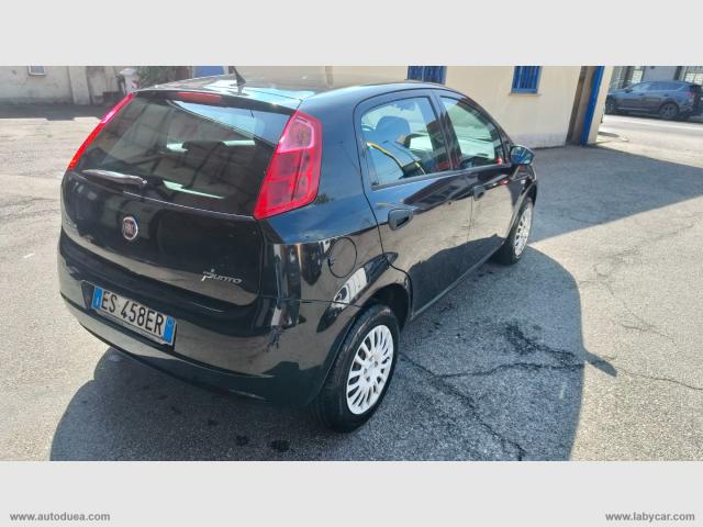 Auto - Fiat punto 1.4 8v 5p. natural power easy