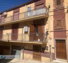 Appartamento in vendita a lercara friddi centro storico