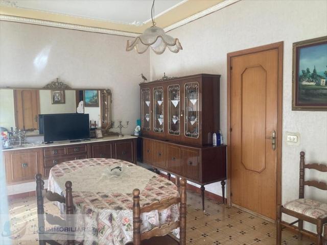 Appartamenti in Vendita - Appartamento in vendita a lercara friddi centro storico